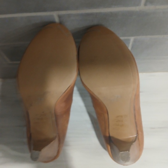 Call it Spring Nude heels size 7 1/2 - Picture 4 of 5